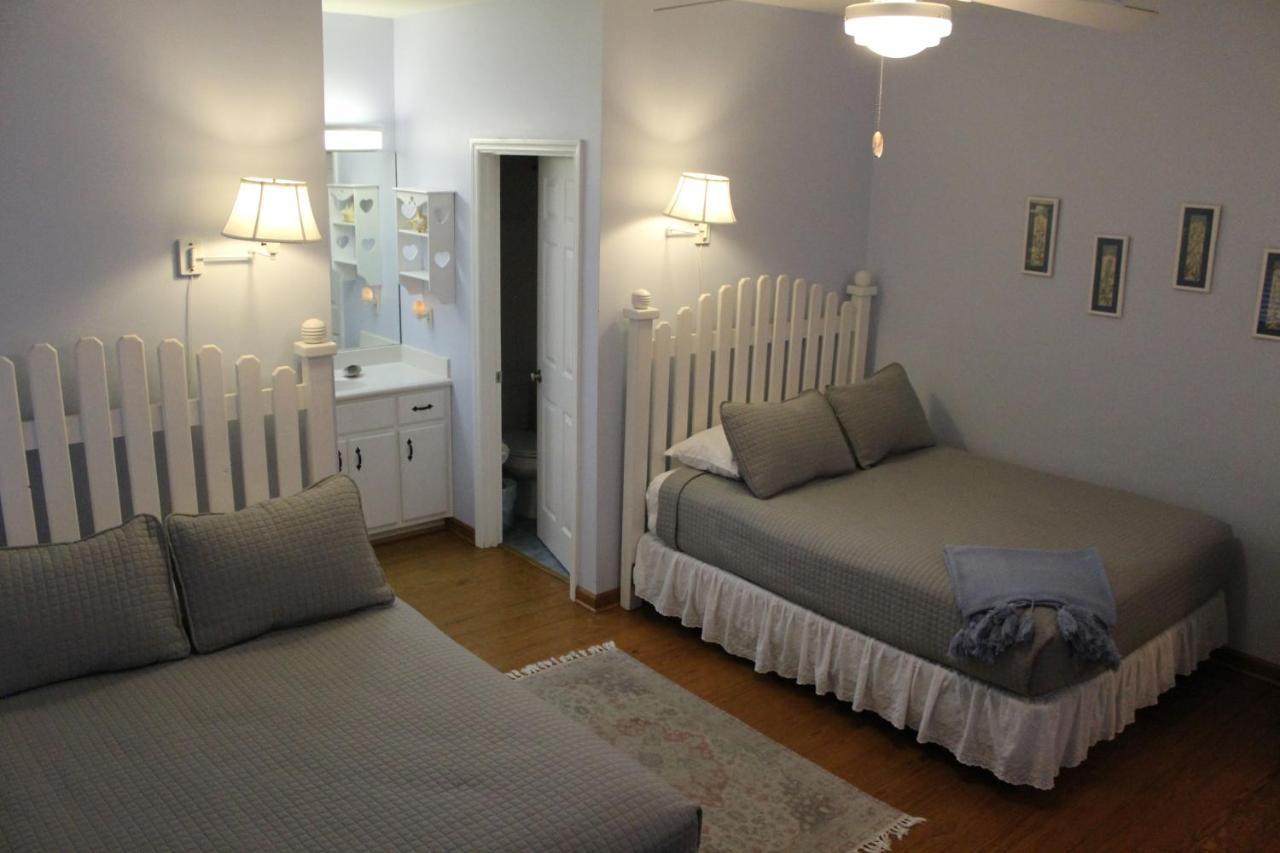 Turtle Beach Inn Indian Pass Экстерьер фото
